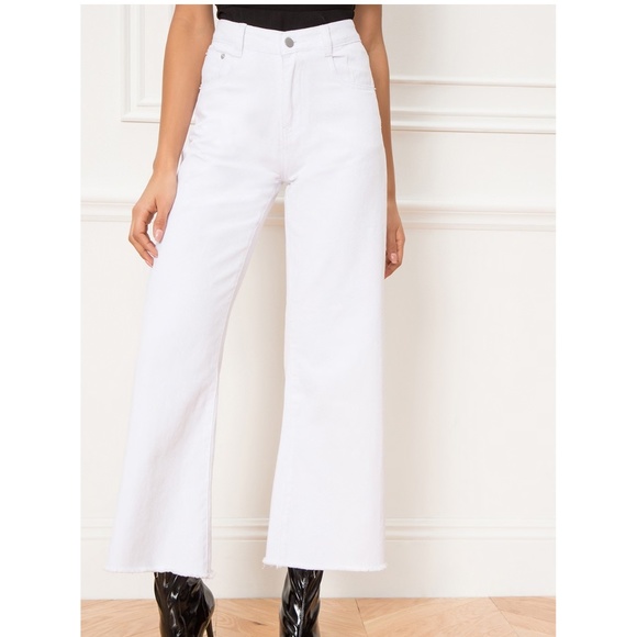 Superdown - Lucy Crop Flare Jeans | White | Size: Small | NWOT/NEW - Picture 2 of 9